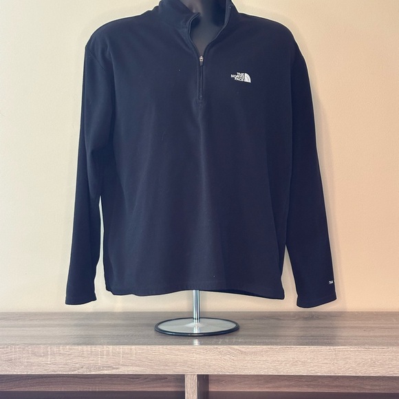 The North Face Other - Men’s north face fleece quarter zip